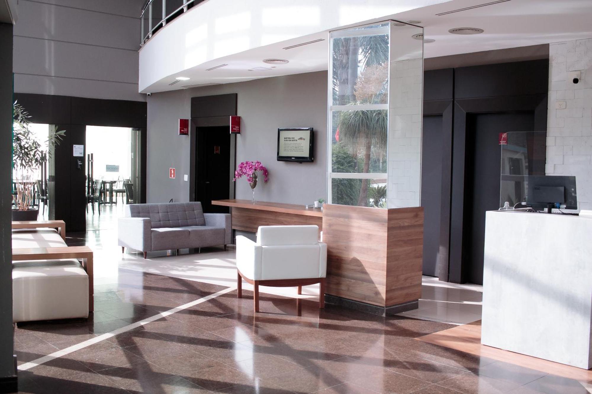 Comfort Suites Лондріна Екстер'єр фото