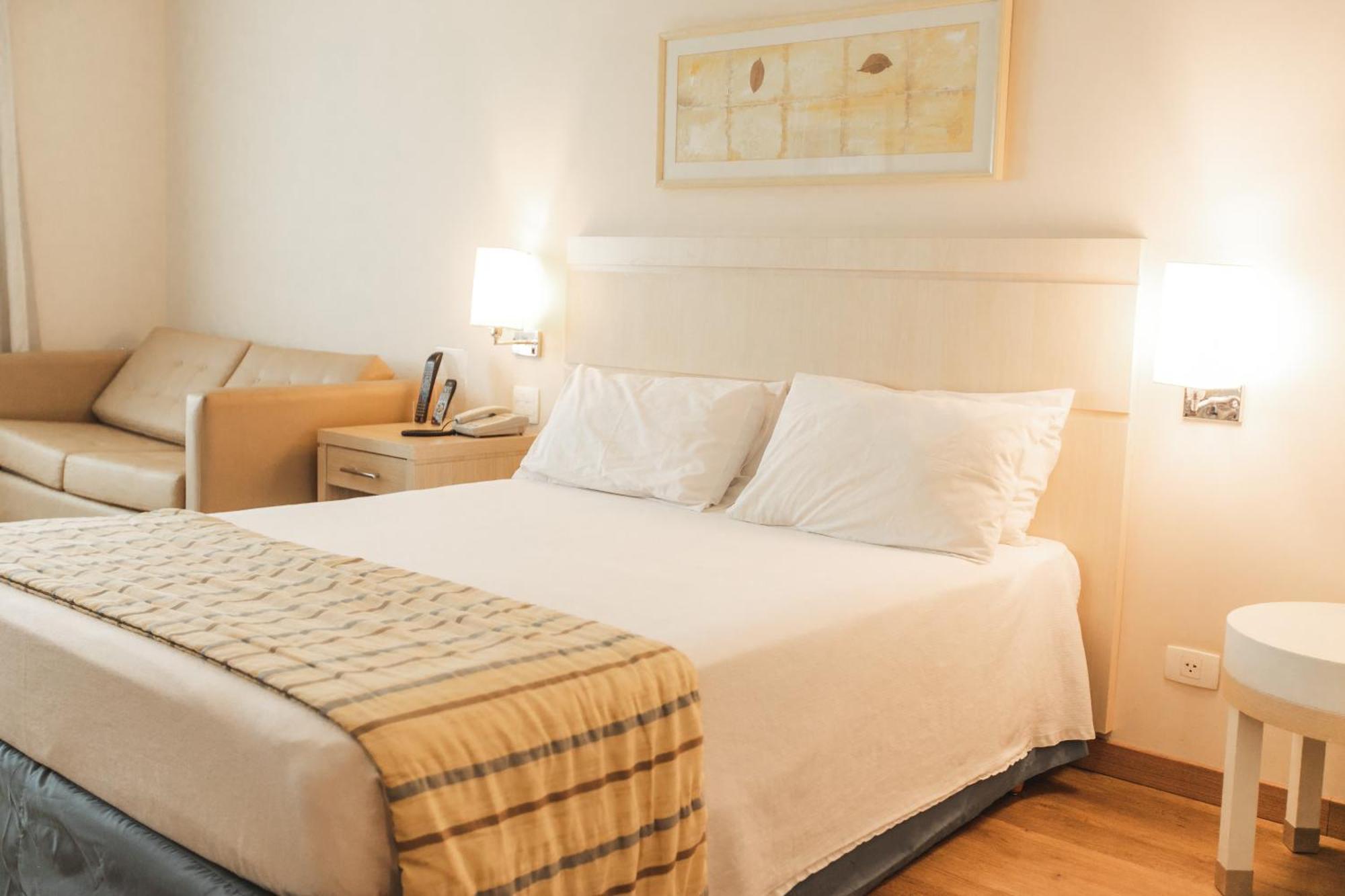 Comfort Suites Лондріна Екстер'єр фото