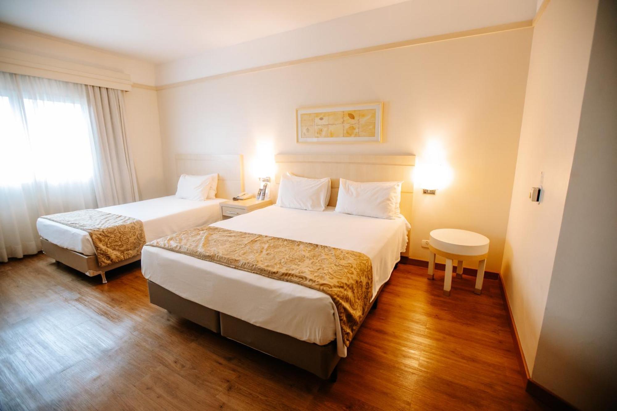 Comfort Suites Лондріна Екстер'єр фото