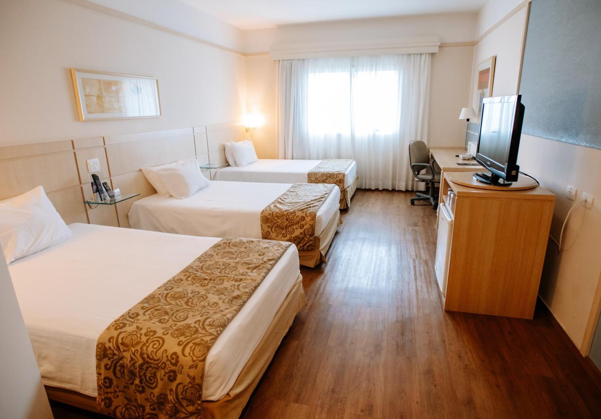 Comfort Suites Лондріна Екстер'єр фото