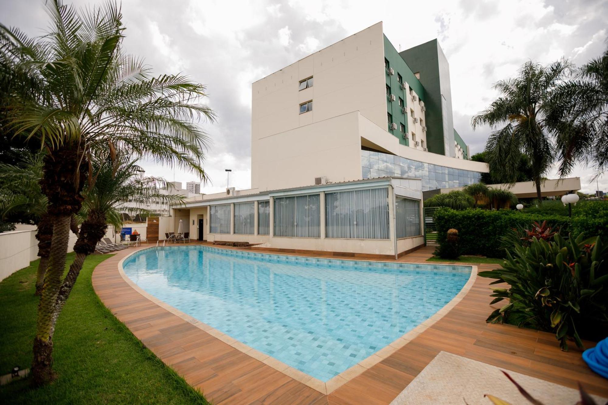 Comfort Suites Лондріна Екстер'єр фото